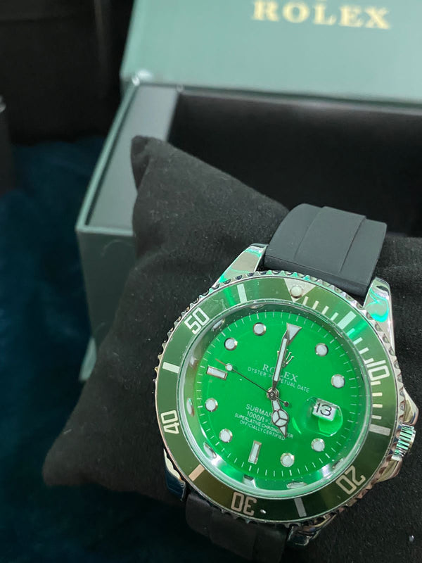 Rolex Silicon Strap Green Dial 012 Lexxiv.com